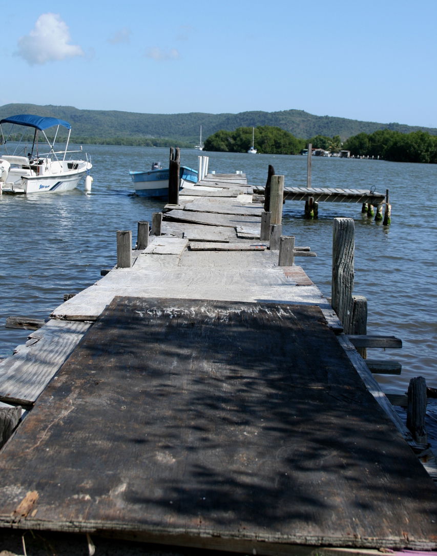 Embarcadero en Guánica, Puerto Rico
