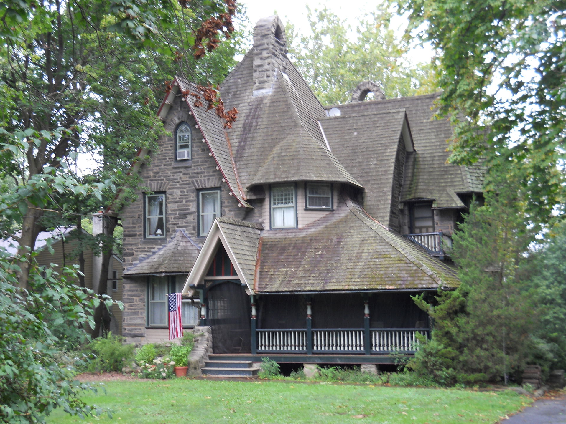 Yeakle and Miller Houses