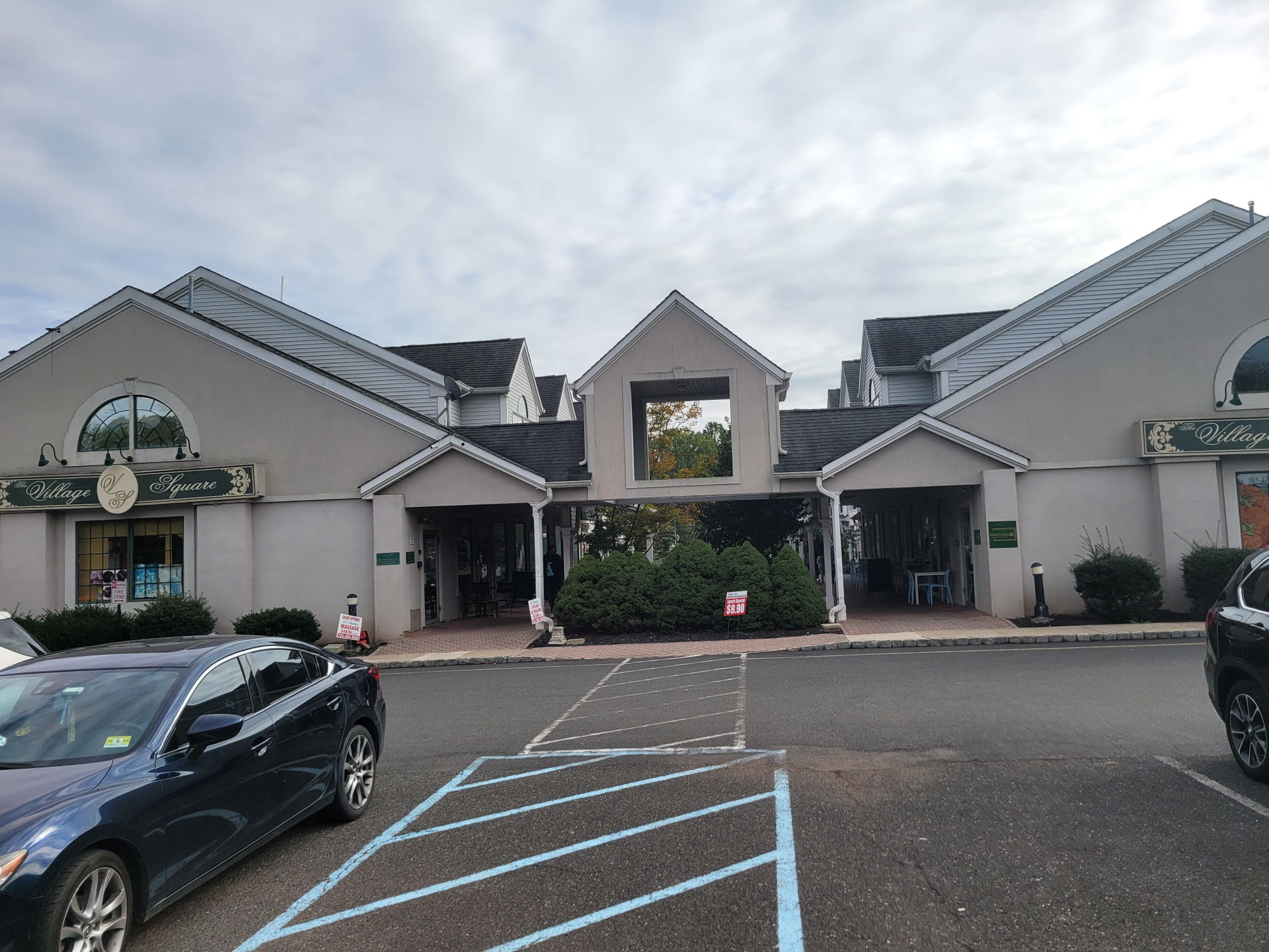 Warren Township Hall Complex. Townhall, police station, library…