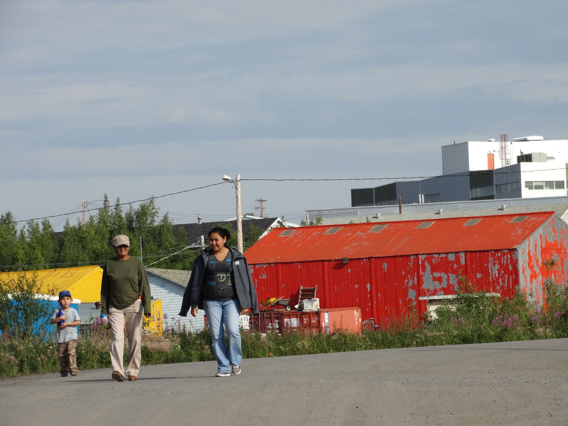 Street Scene with Pedestrian Trio - Inuvik - Northwest Territor…