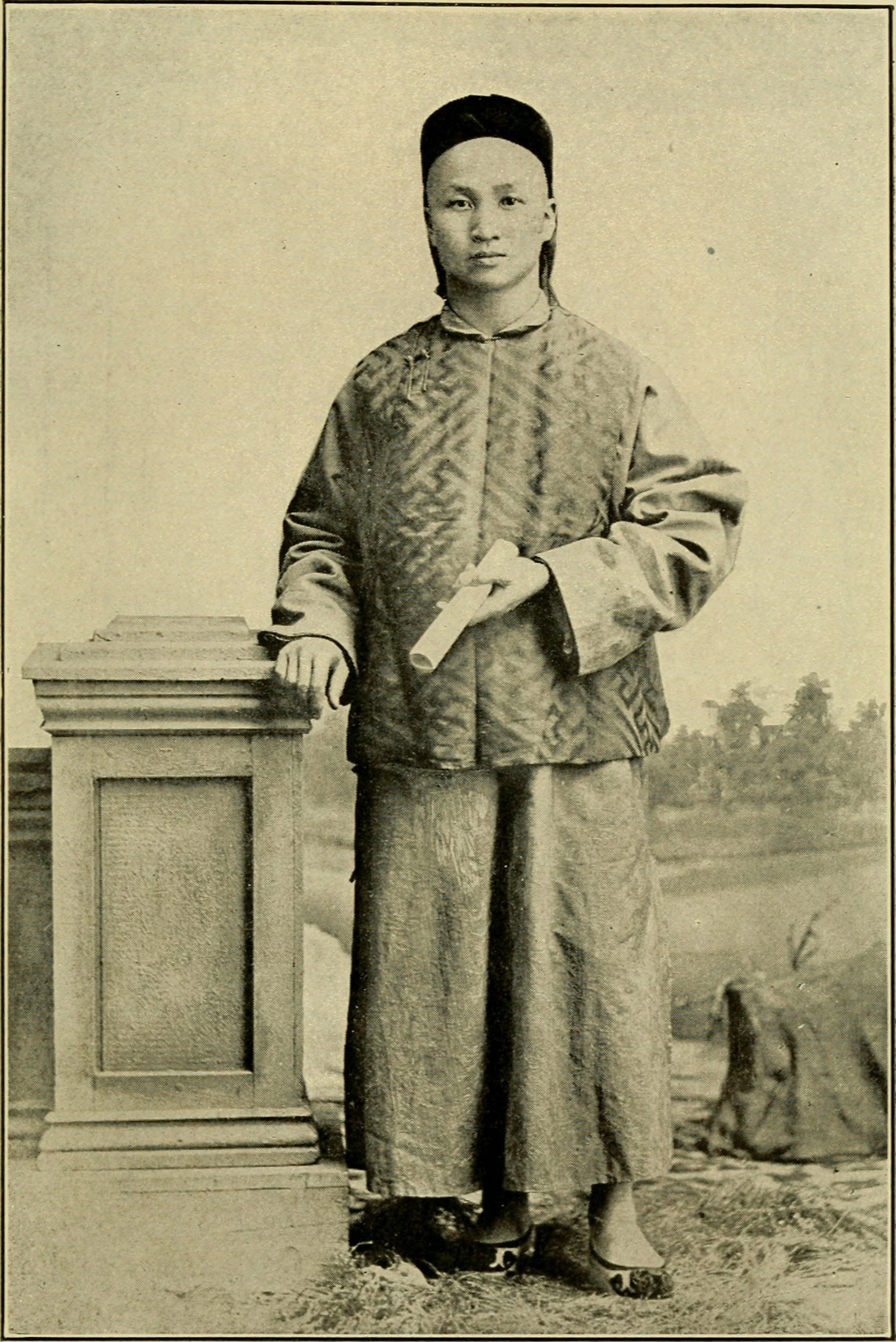 Identifier: blackbeardedbarb1912macg (find matches)
Title: The …