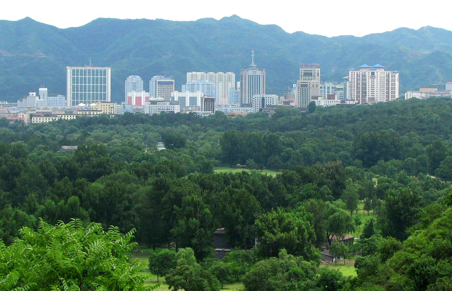 Chengde skyline.