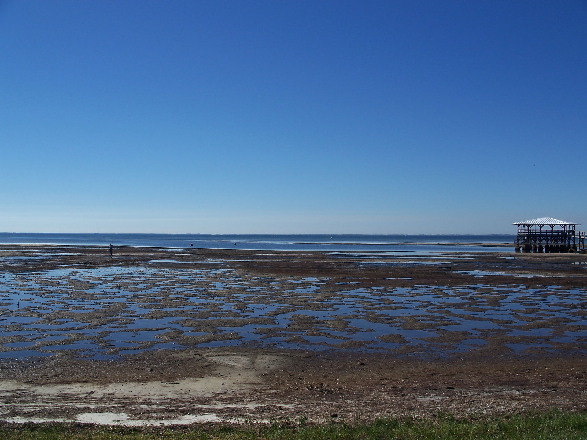 Port St. Joe, Florida: US 98, looking toward St. Joseph Bay