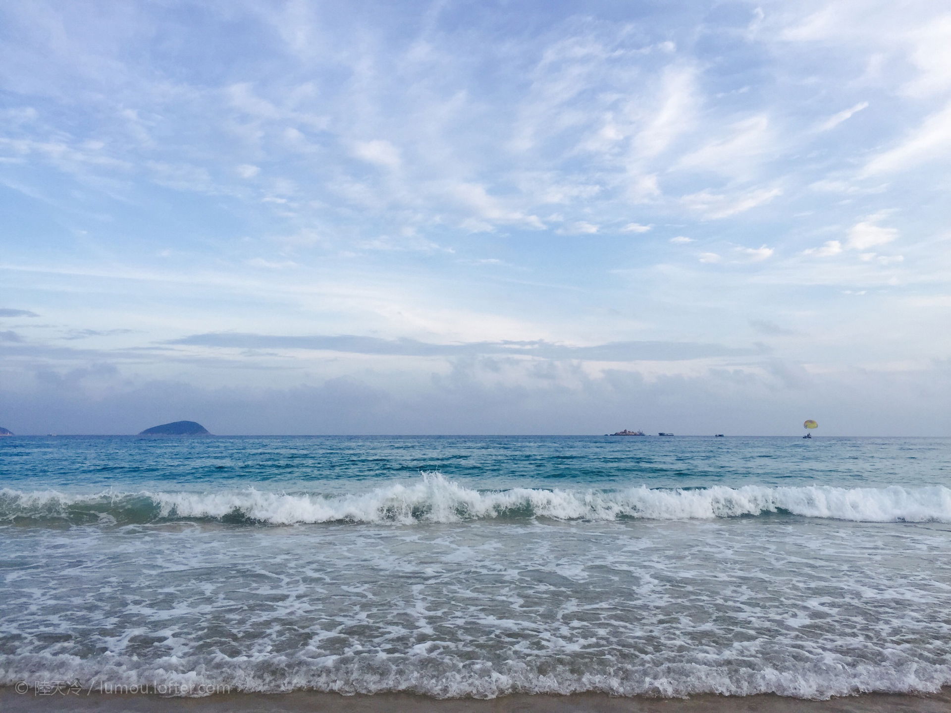 Sea wave, Sanya, Hainan, China.