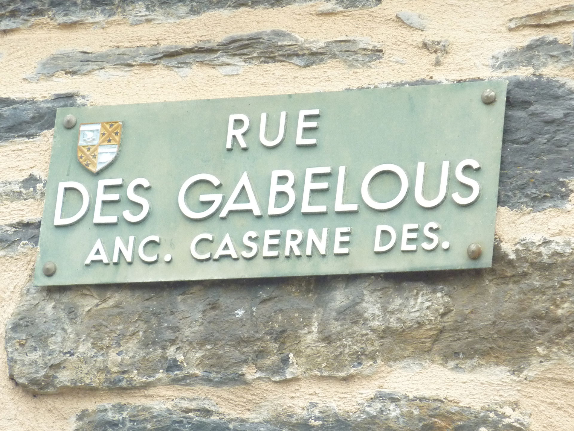 Guipry-Messac ː la plaque de rue de la Rue des Gabelous (ancien…