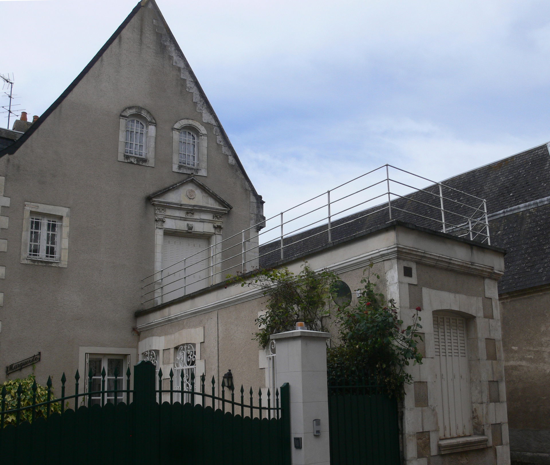 Maison ancienne (Issoudun - 7 rue Pierre Semard)