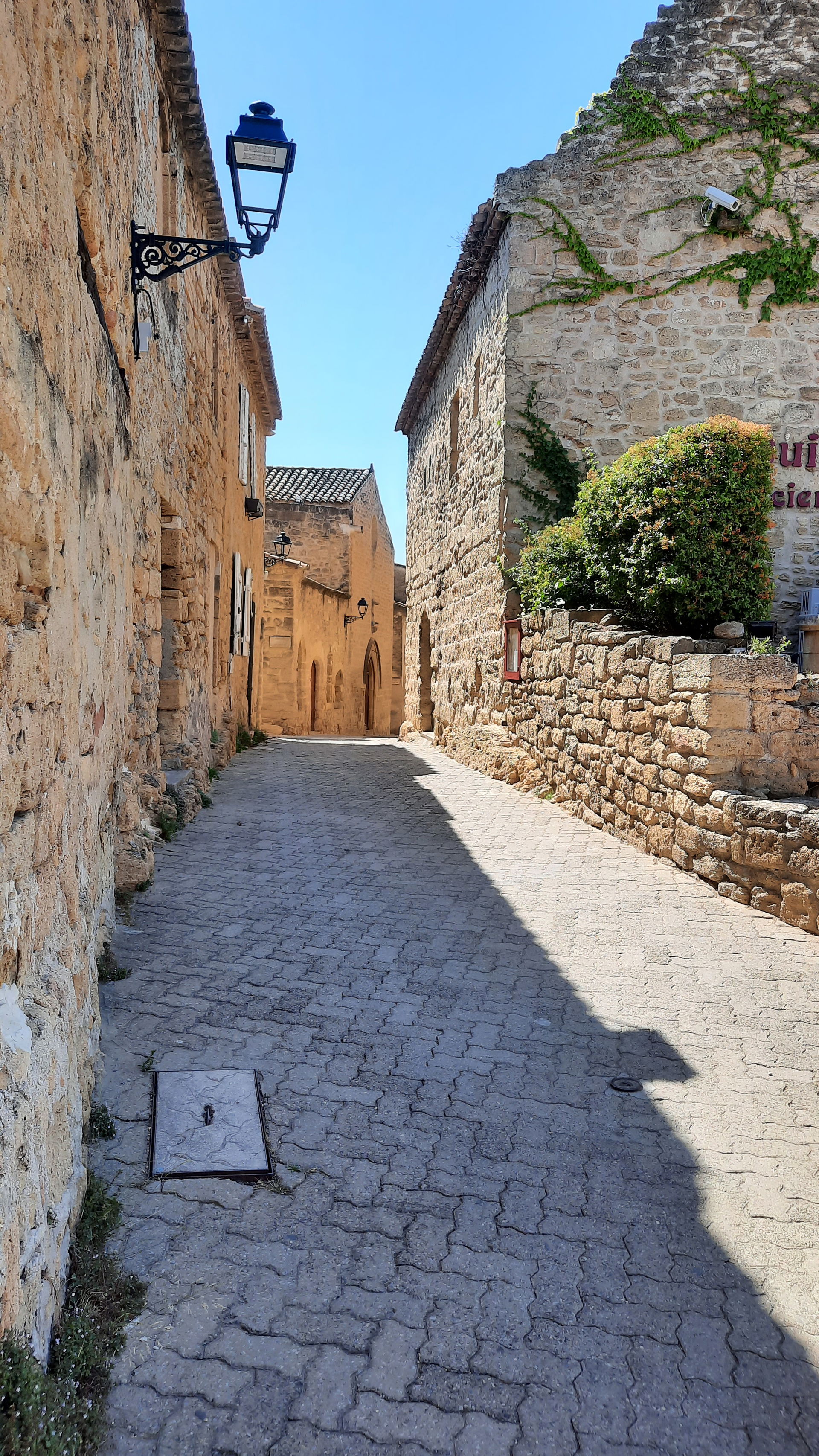 Ruelle de Miramas-le-Vieux (Bouches-du-Rhône)