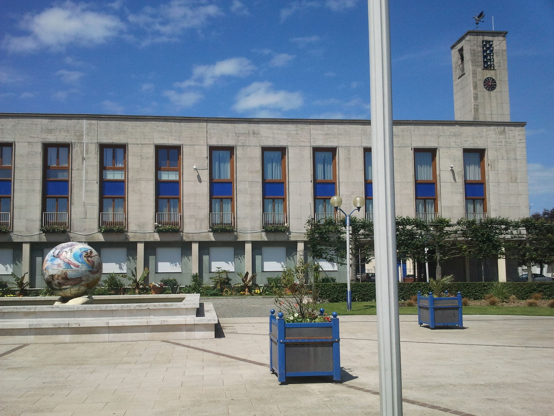 Hôtel de ville d'Outreau (Pas-de-Calais, France)