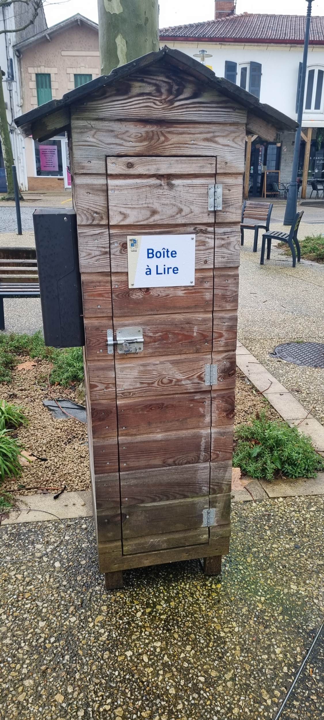 Boîte à livres à Tartas