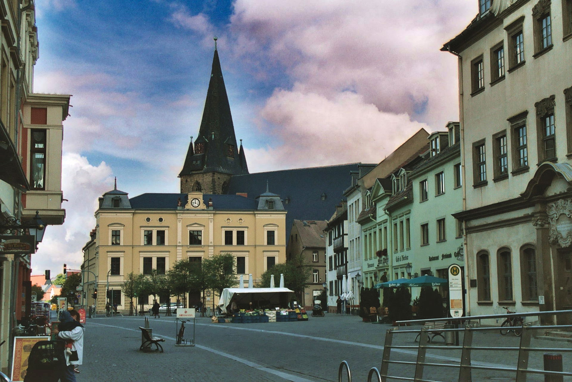 Bernburg (Saale), town square, Mary´s Church and former town ha…