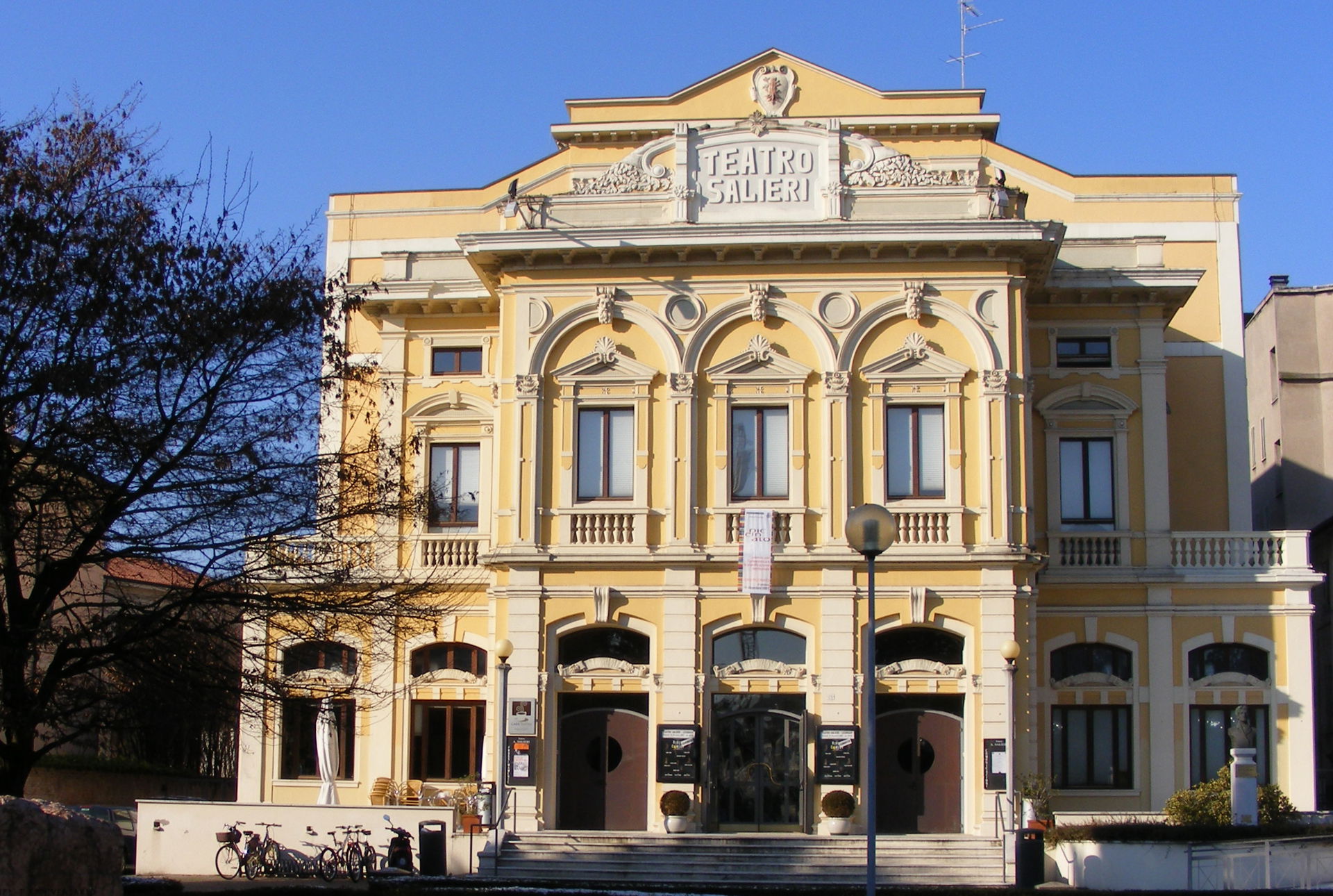 Legnago, Teatro Salieri