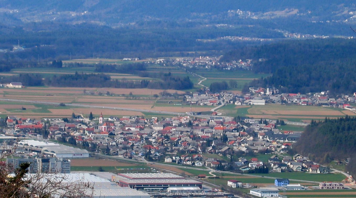Naklo, a town near Kranj, Slovenia 

photo:Ziga 16:10, 11 March…