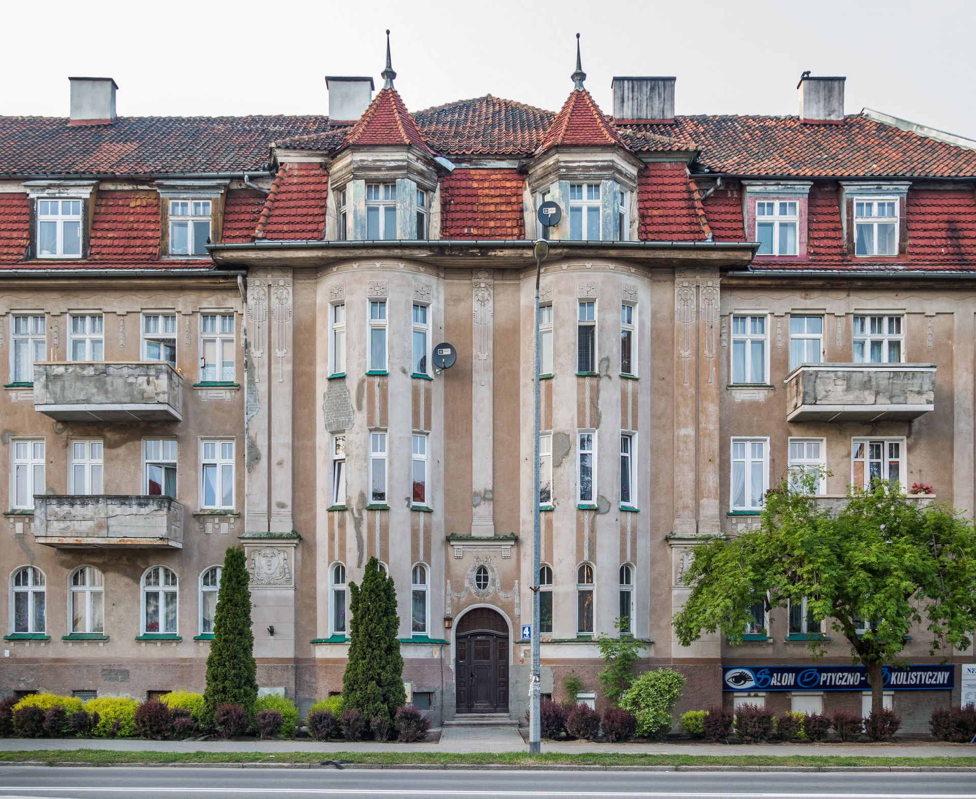 Secesyjna kamienica przy ul. Jana Pawła II 4 w Ostródzie.