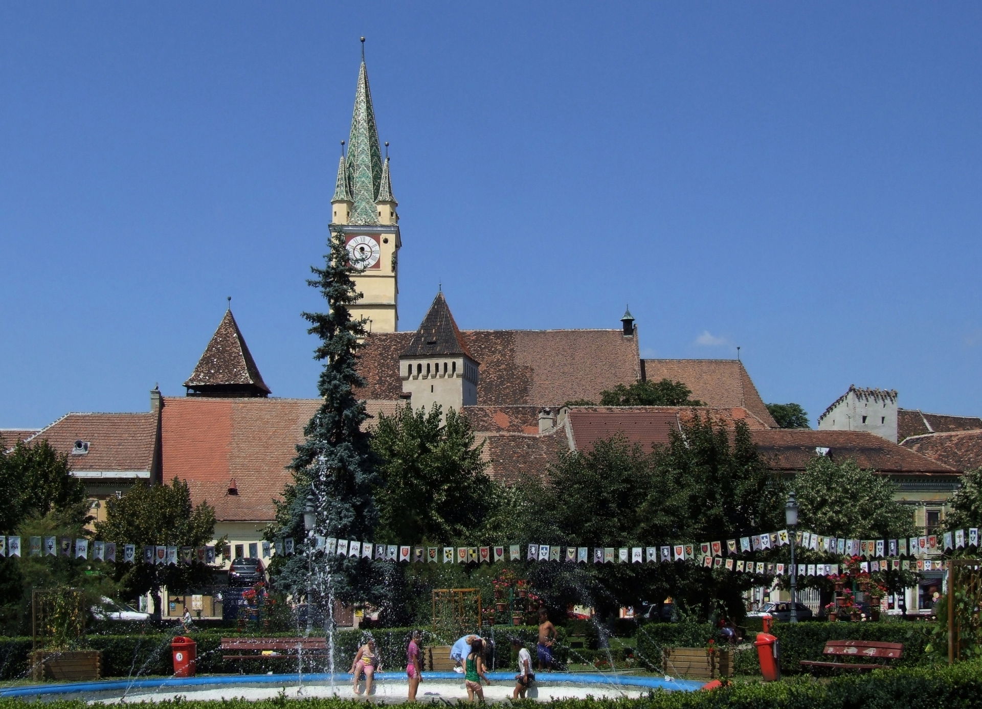 Mediaş (Mediasch, Medgyes) - city center with St. Margaret Chur…