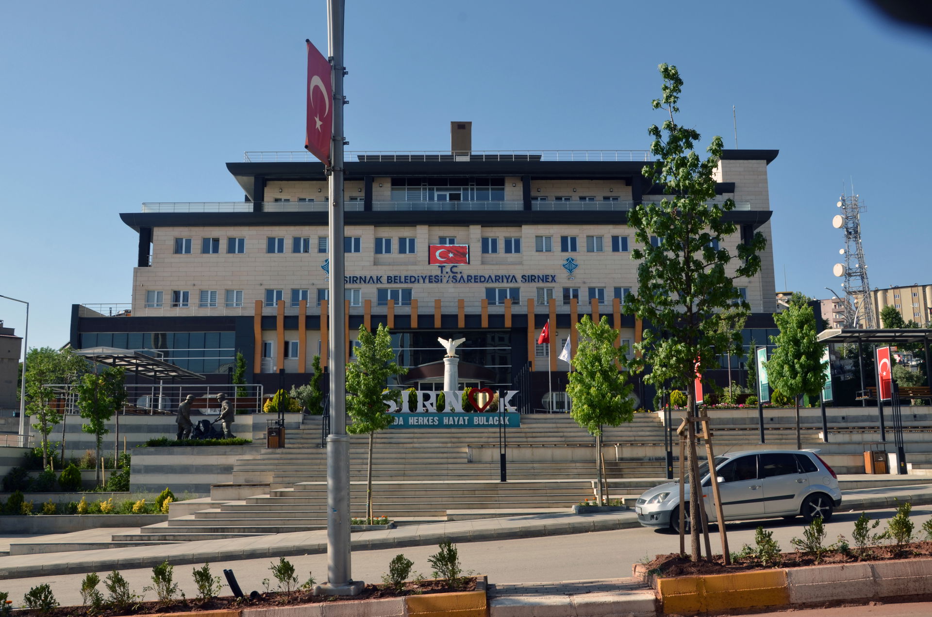 Şırnak Belediye binası.