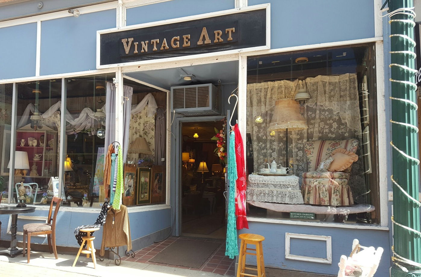The Capital District Tourism Gnome browsed at Vintage Art on th…