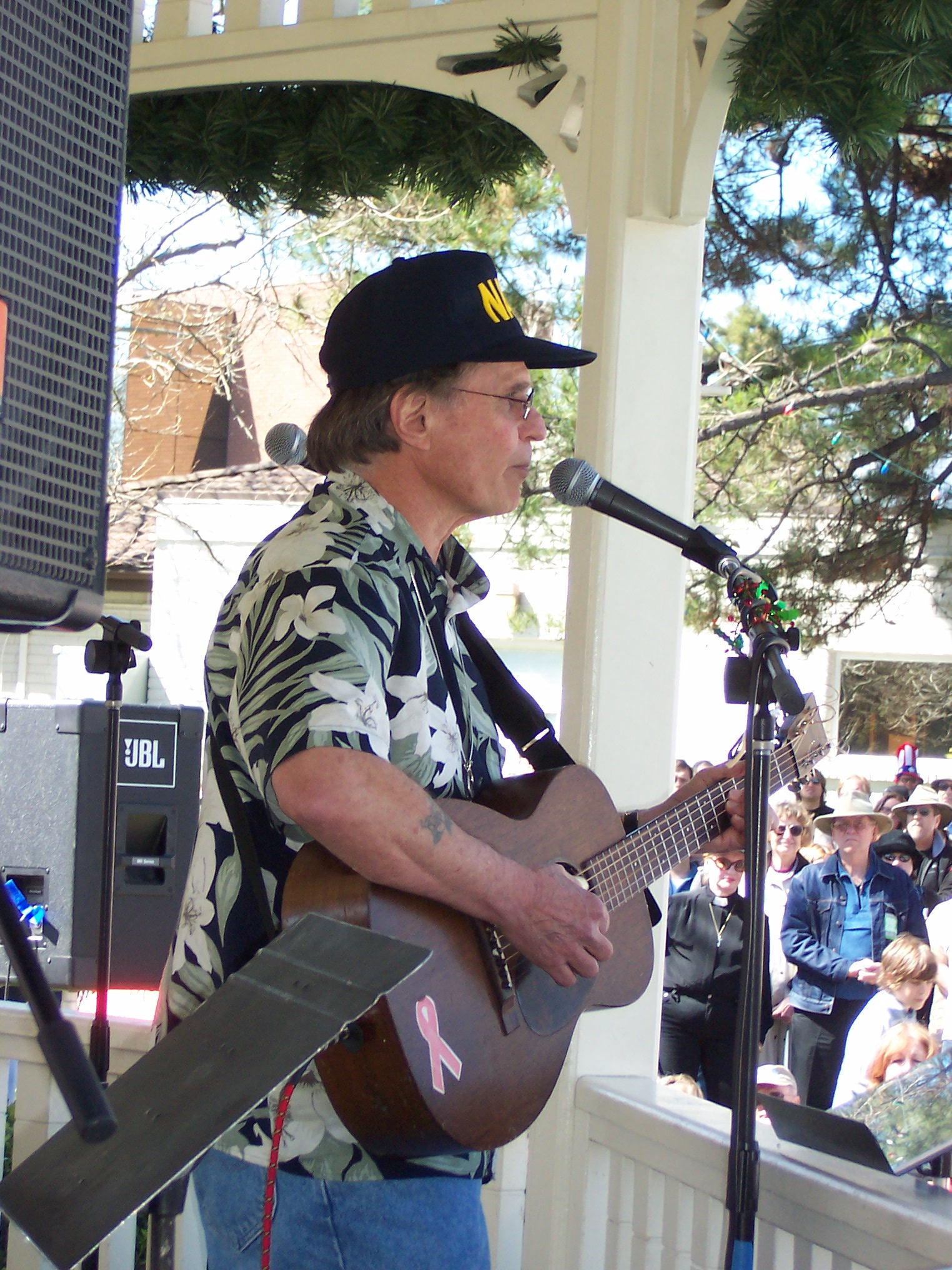 Country Joe plays at a anti-war rally in Walnut Creek, CA 2006