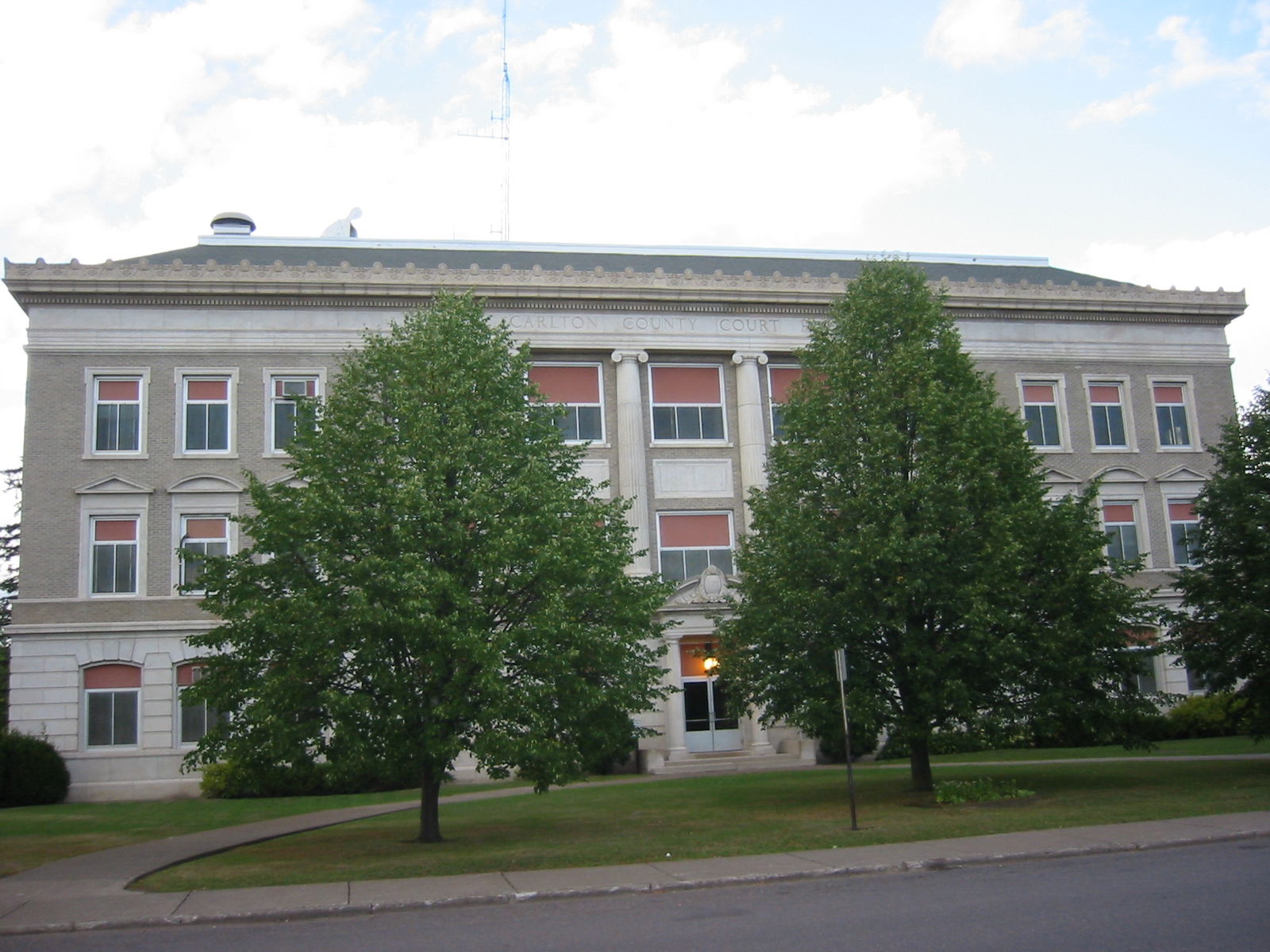 w:Carlton County Courthouse in w:Carlton, Minnesota