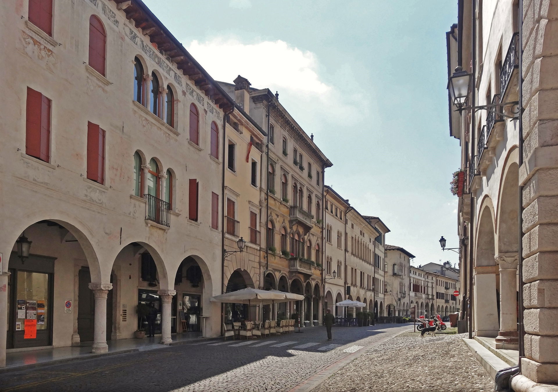 Conegliano, die Via XX Settembre
