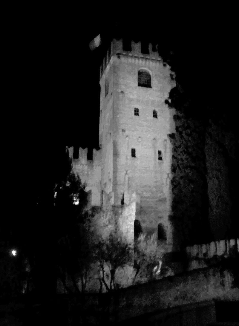 Conegliano: Castle by night
