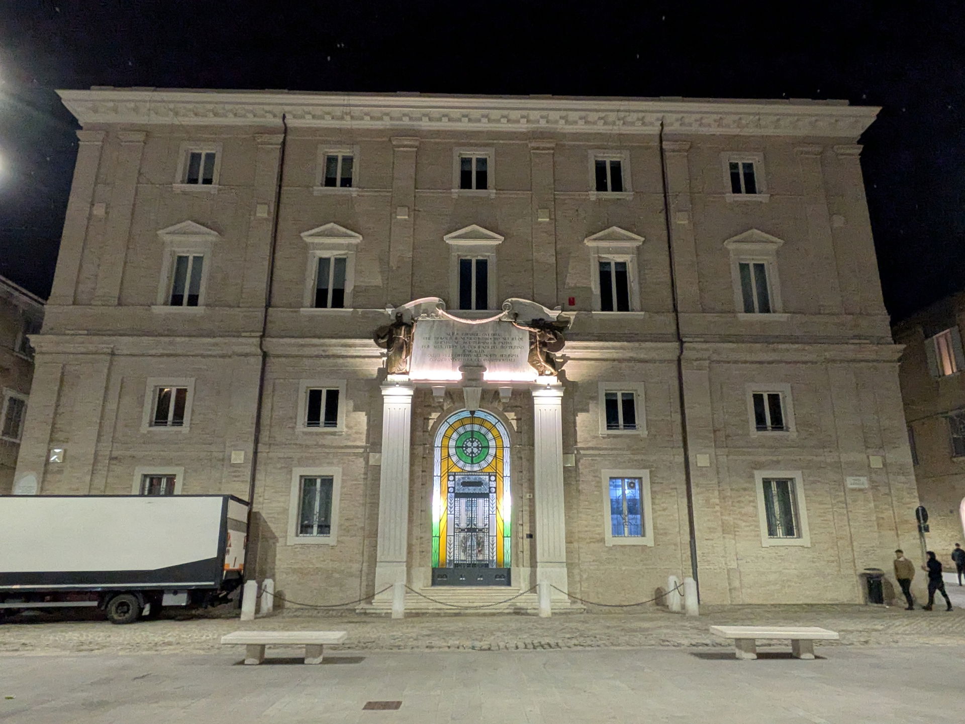 Piazza Garibaldi (Senigallia)