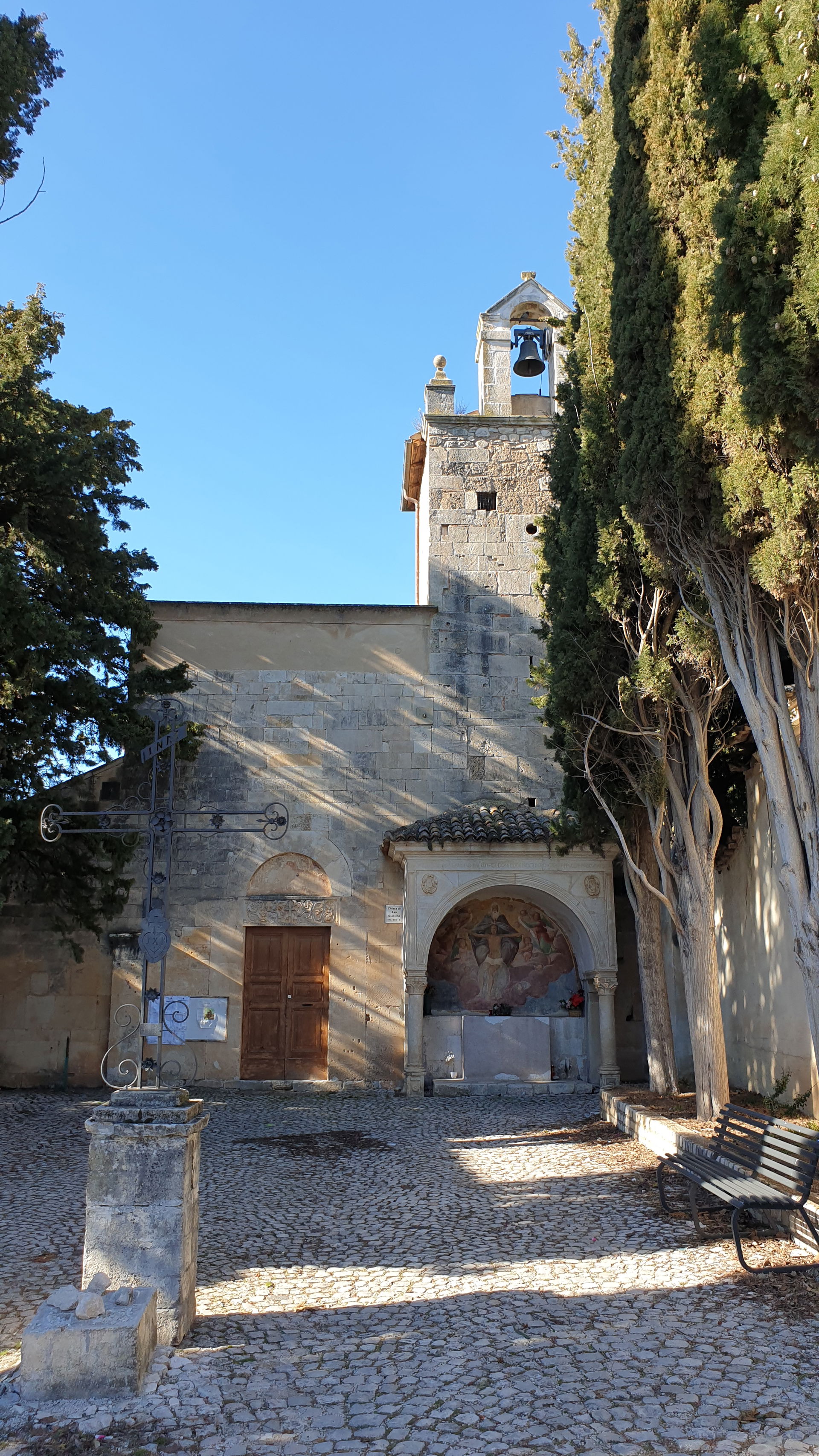 Paganica (AQ) - Basilica di San Giustino