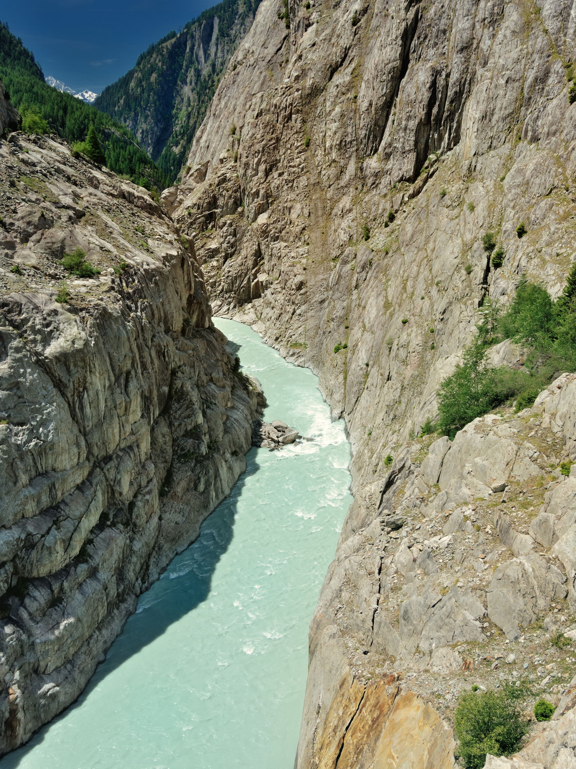 Massa river, Naters-Riederalp (suspension brige)