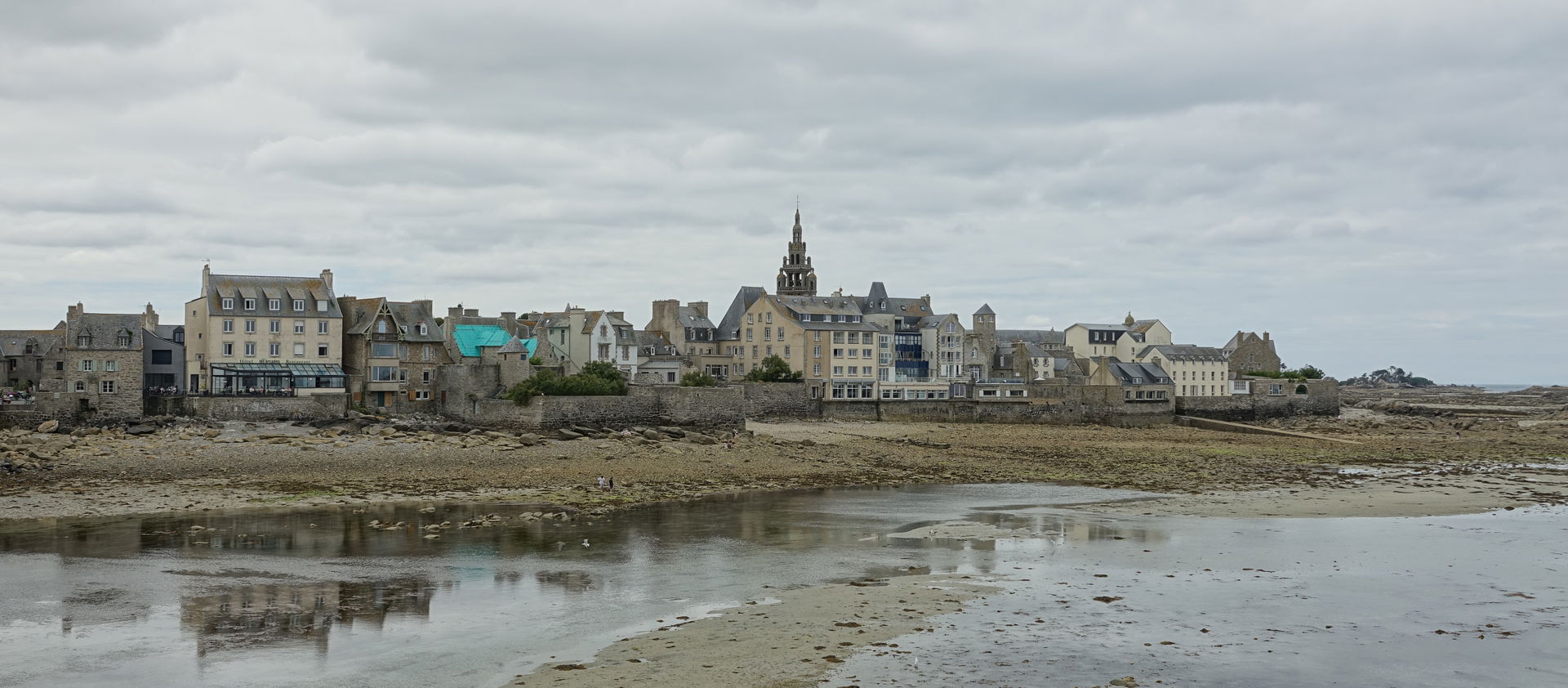View of the village of Roscoff (Côtes-d'Armor, France).