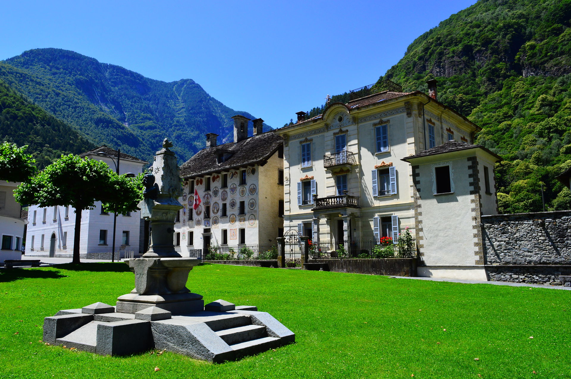 Hochsommer im Kanton Tessin