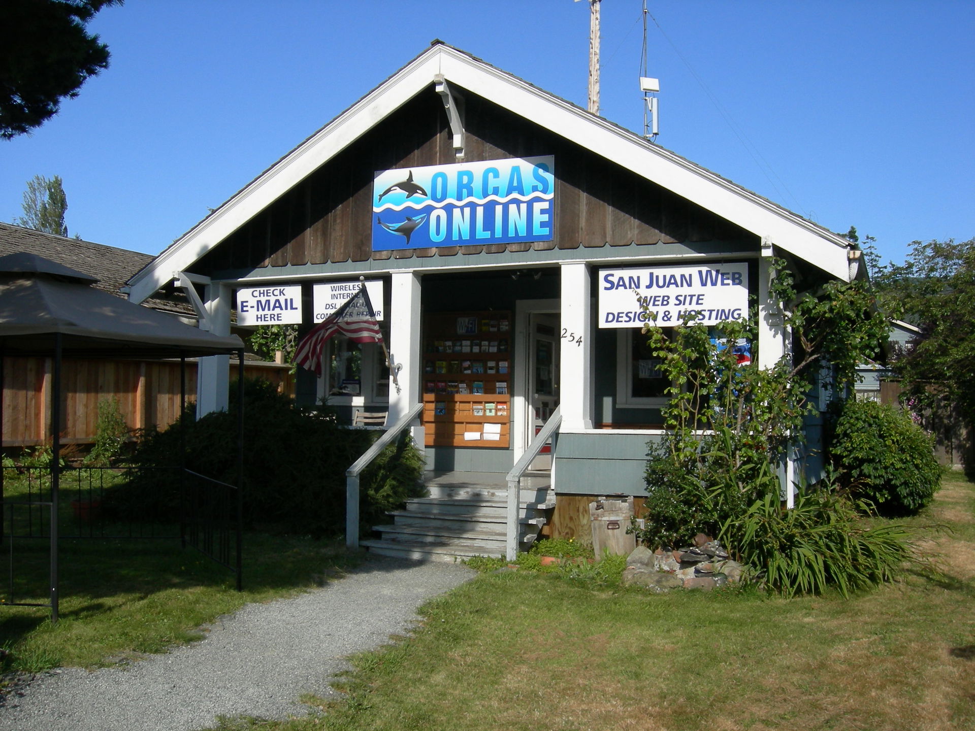 Orcas Online, Eastsound, Washington.