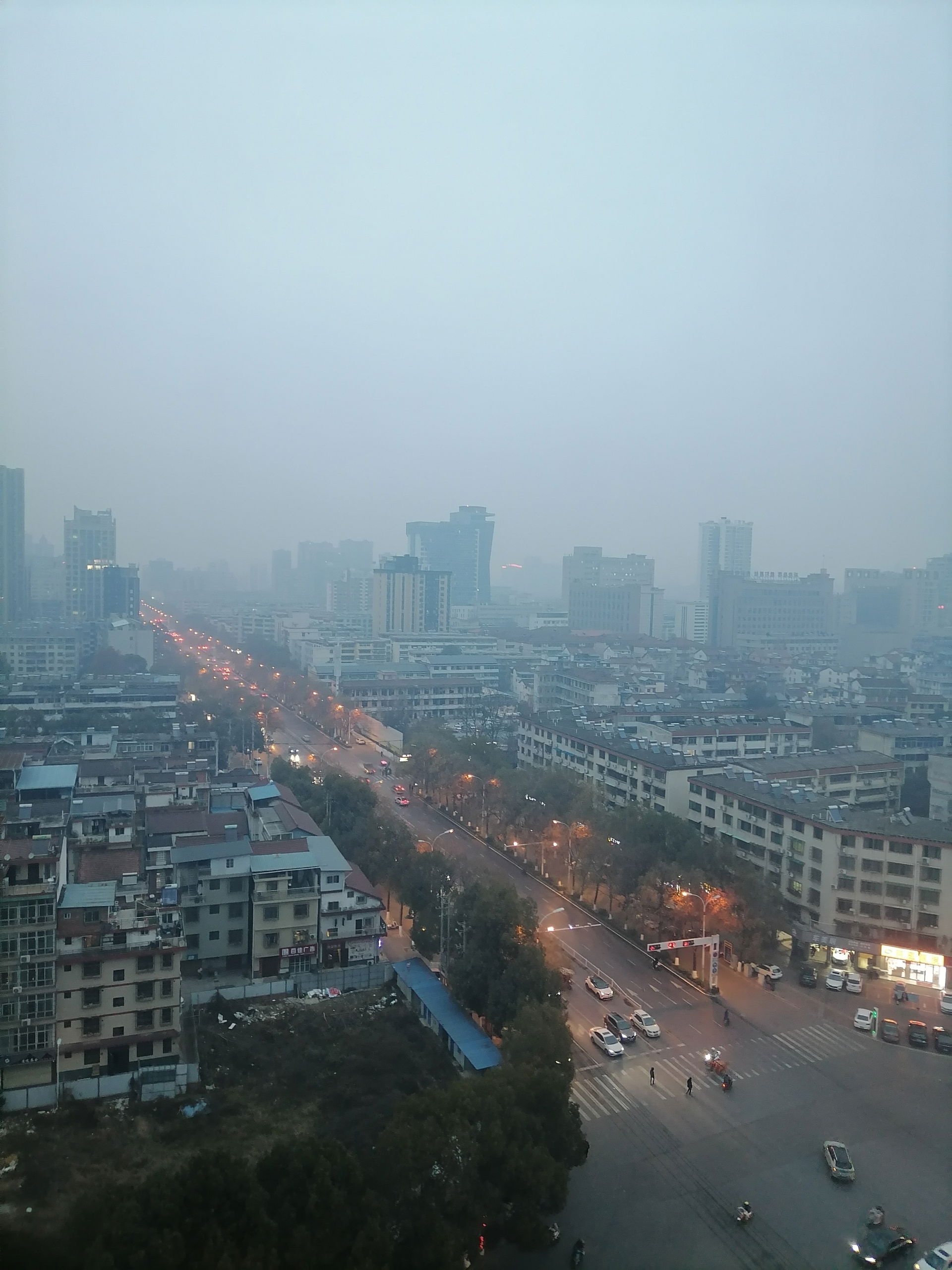 Heavy haze in Hanzhong city