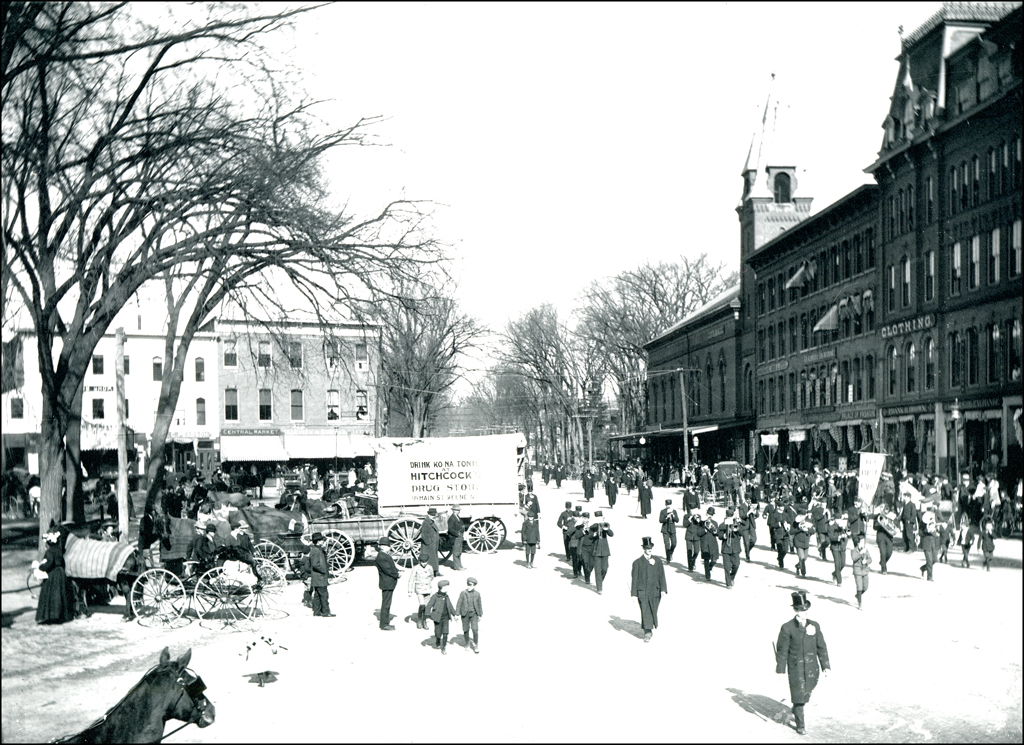 TITLE
Marching Band in Keene New Hampshire
CREATOR
Whitehouse, …