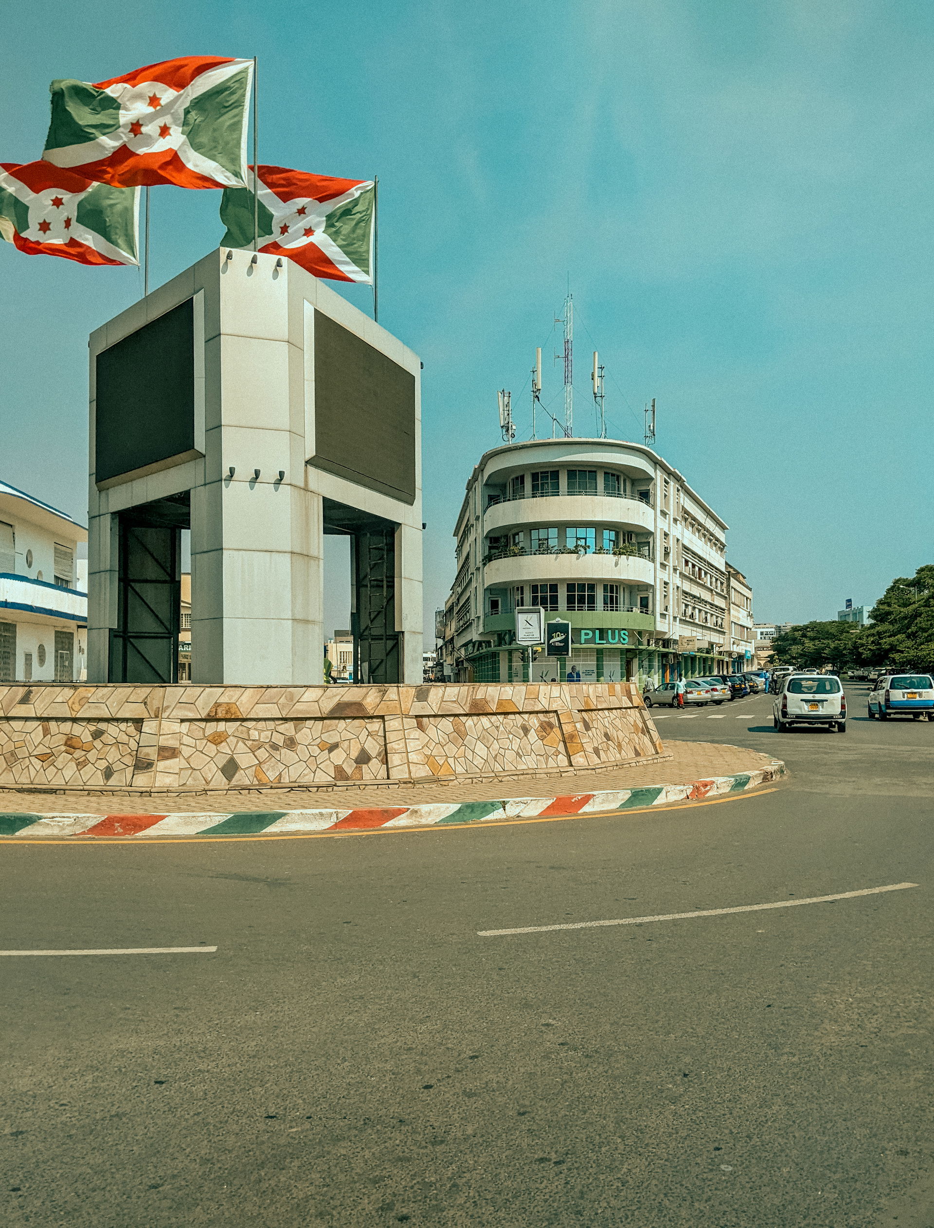 BUJUMBURA   est la capitale économique du Burundi  un pays de l…