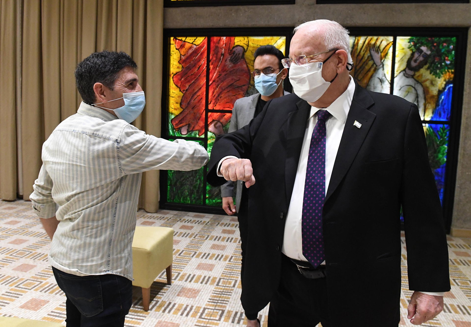 The President of Israel, Reuven Rivlin, hosting a meeting in me…