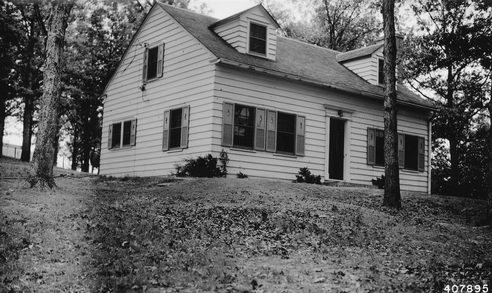 Scope and content: Original caption: Ranger's dwelling. Poplar…