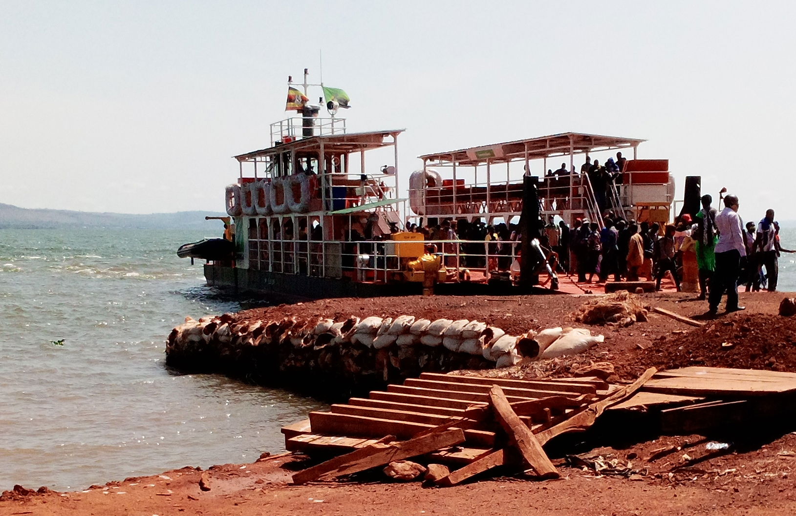 MV Buvuma docking at kiyindi landing site.kiyindi landing site …