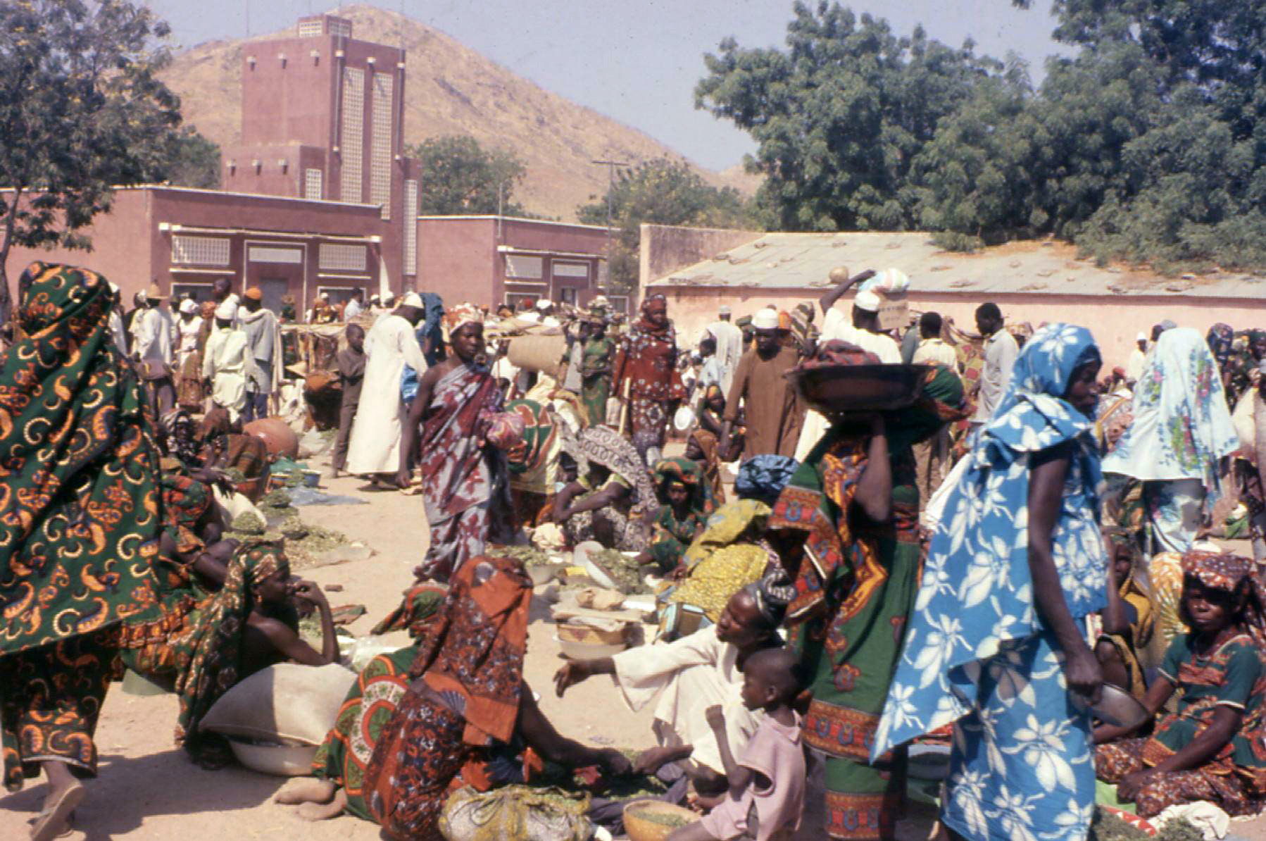 Marché de Maroua (Cameroun) en décembre 1973