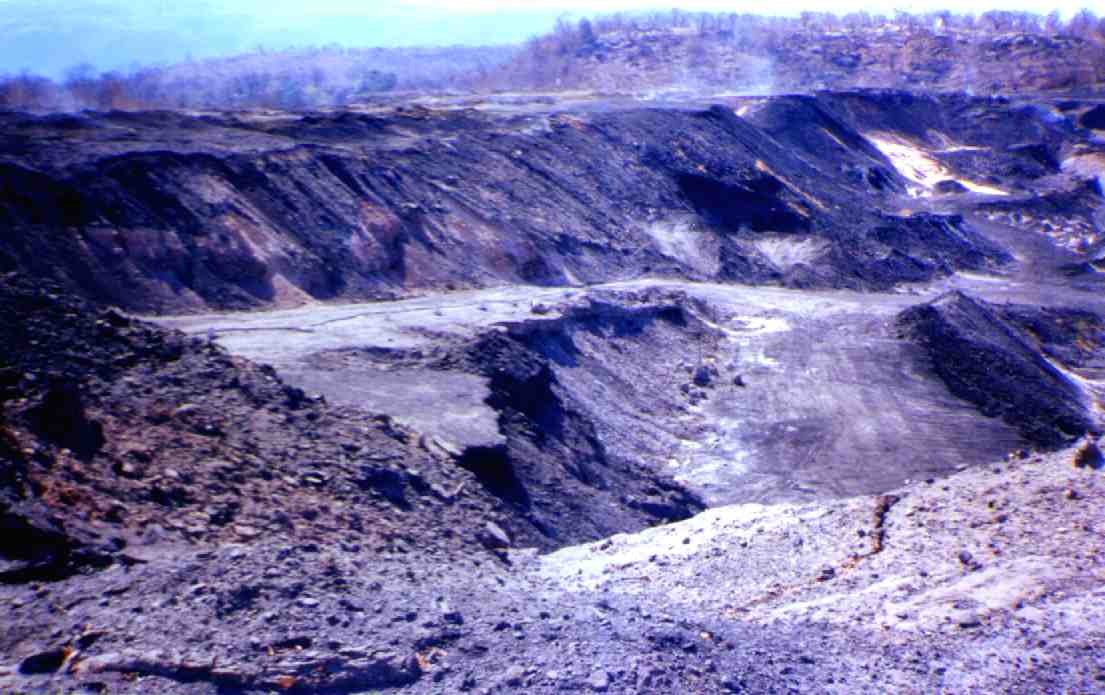 Opencast coal mine in Upper Karoo sequence at Sengwa, Gokwe Nor…
