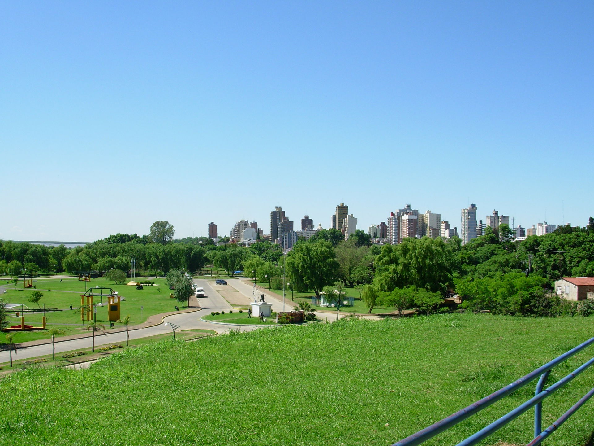 Imagen de la Ciudad desde la Costanera