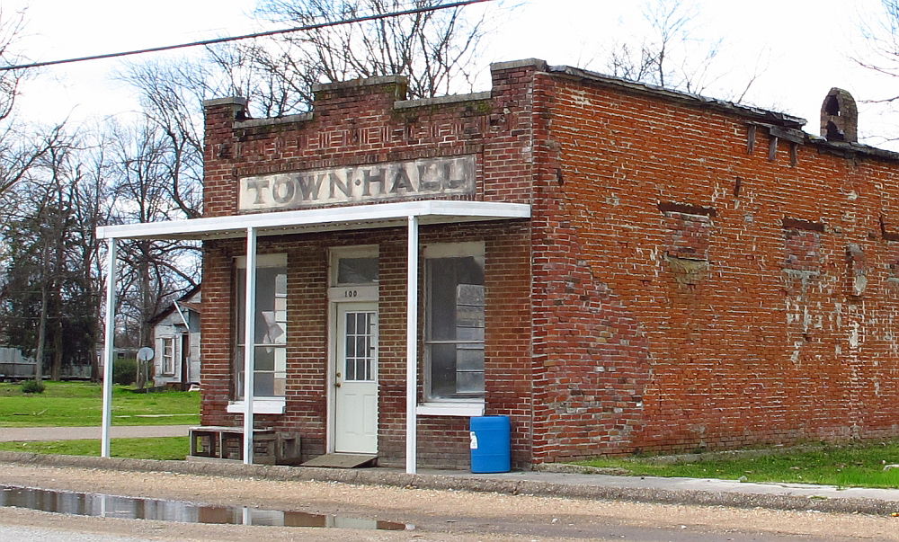 Duncan Town Hall.