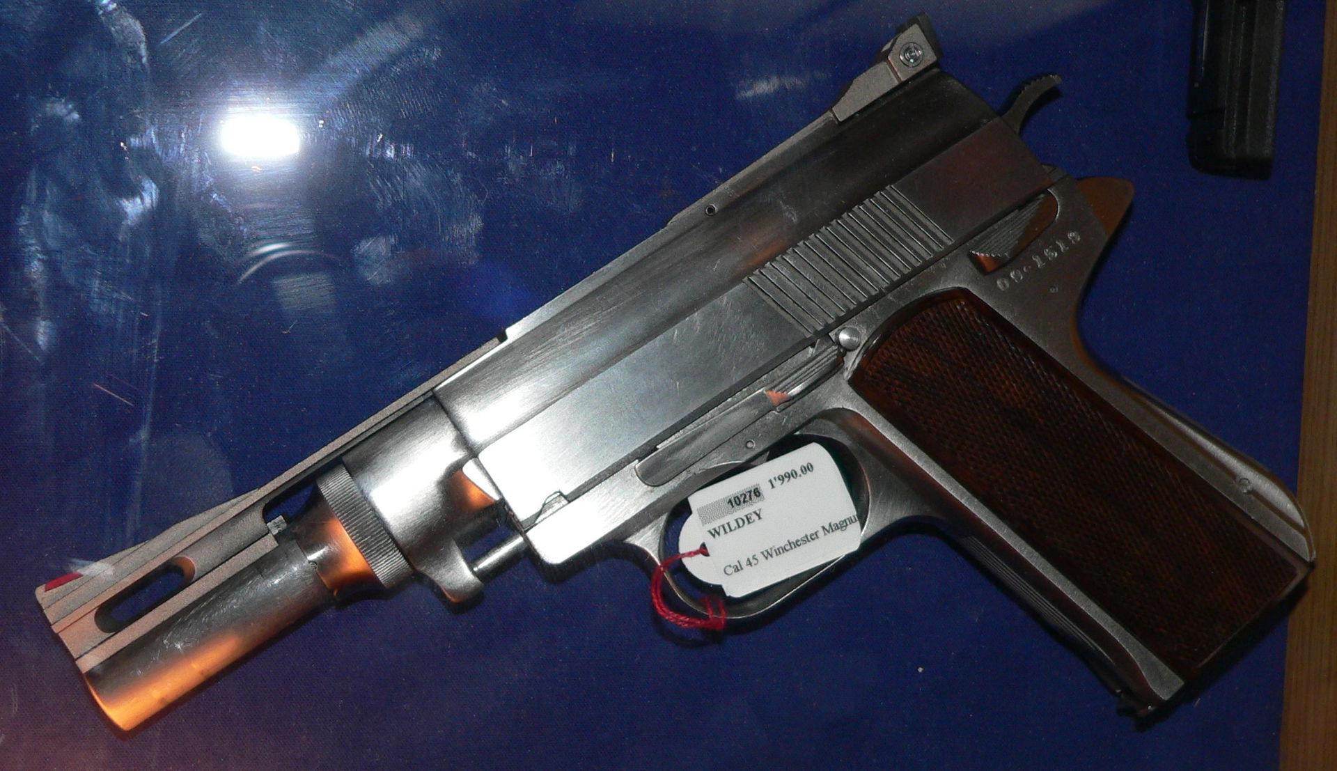 .475 Wildey Magnum Pistol.