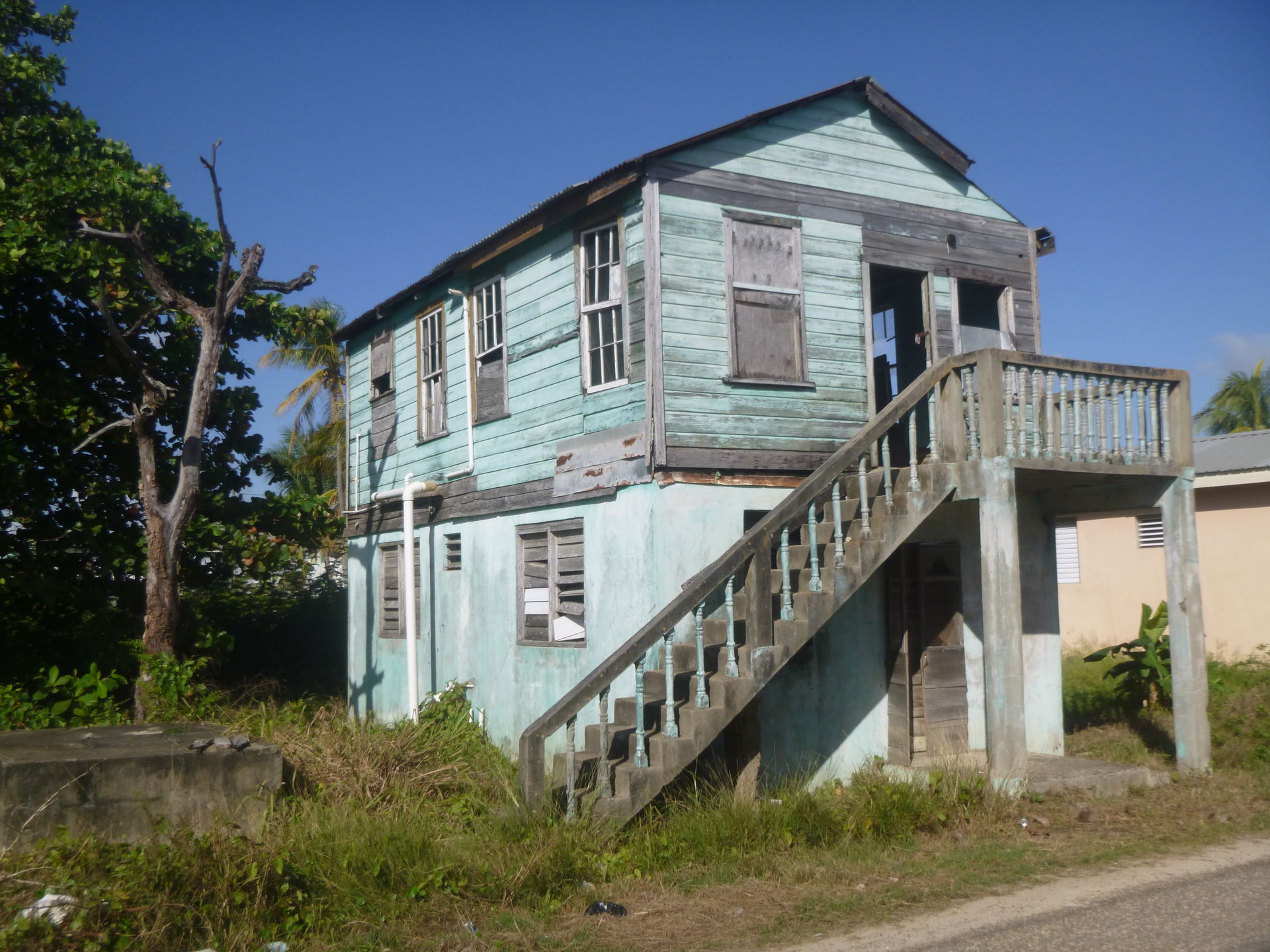 12/5, Blue camera--Dangriga--Architecture
