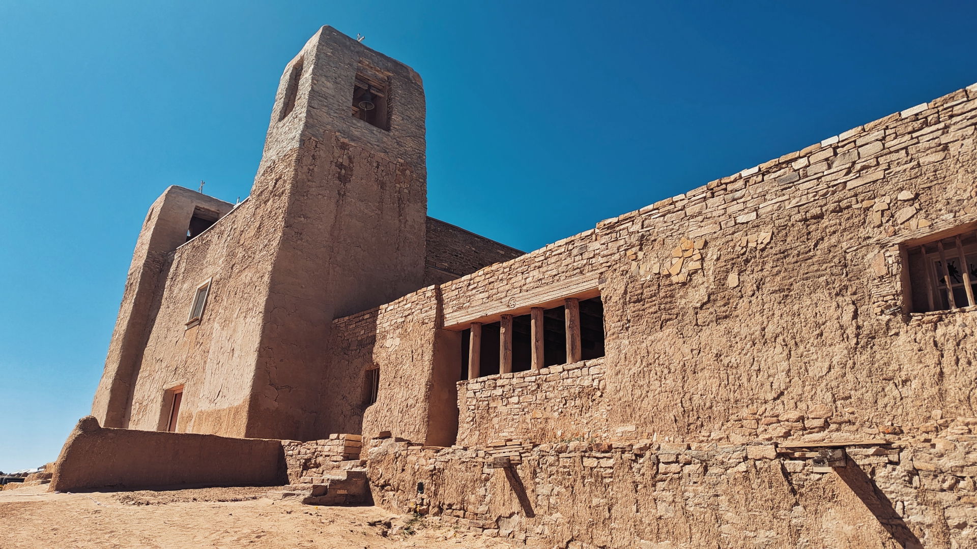 The San Estévan del Rey Mission is a syncretic Acoma-Catholic c…