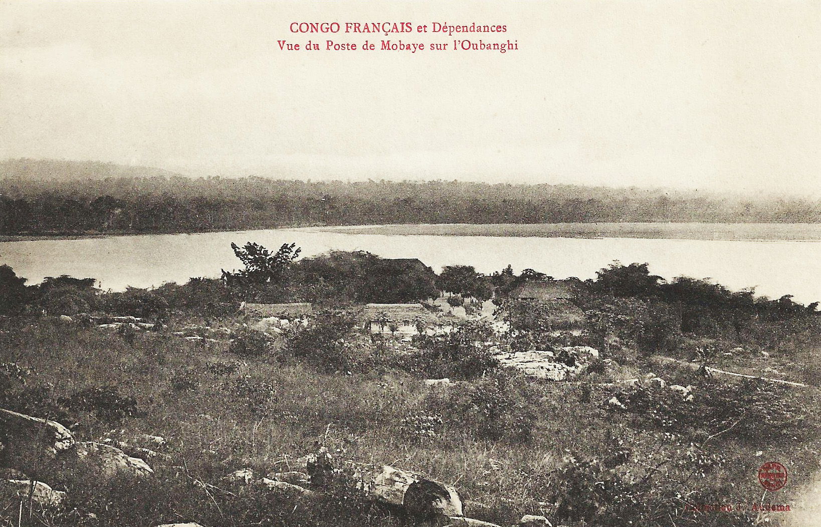 * Vue du poste de Mobaye sur l'Oubanghi. 
Collection J. Audema.…