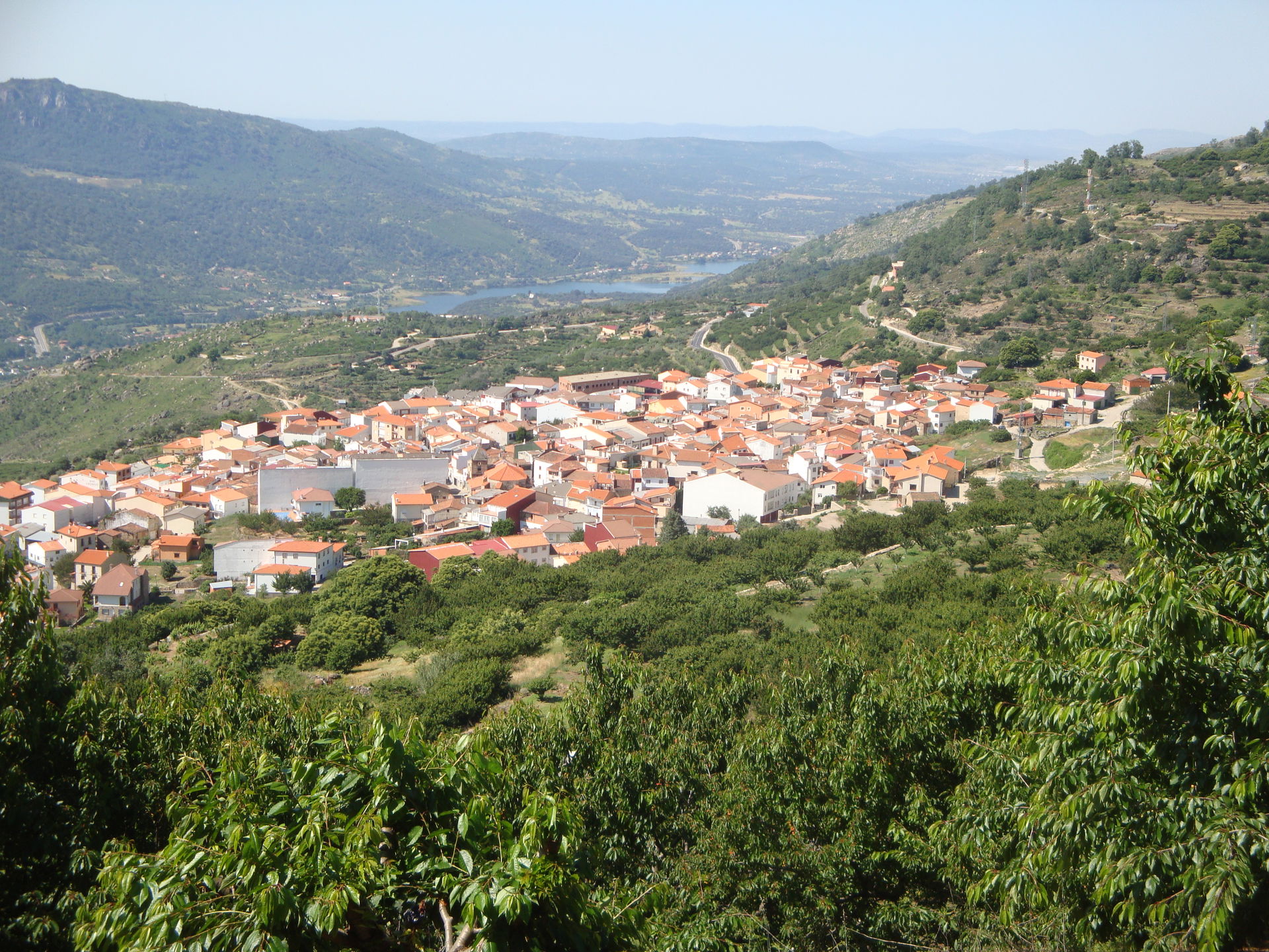 Vista general de El Torno (Cáceres) desde el paraje conocido co…