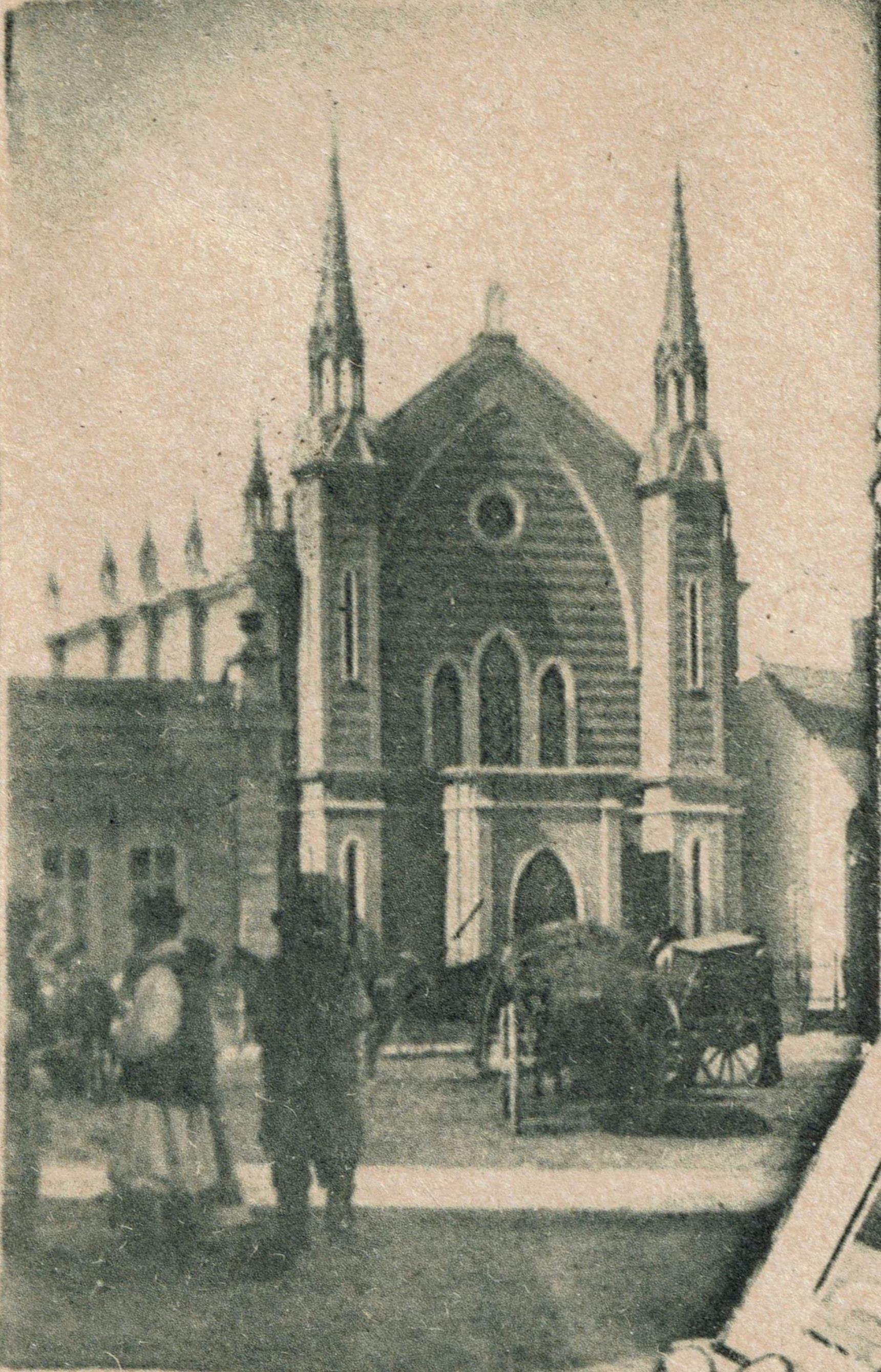 Caransebeș Synagogue on the old postcard.