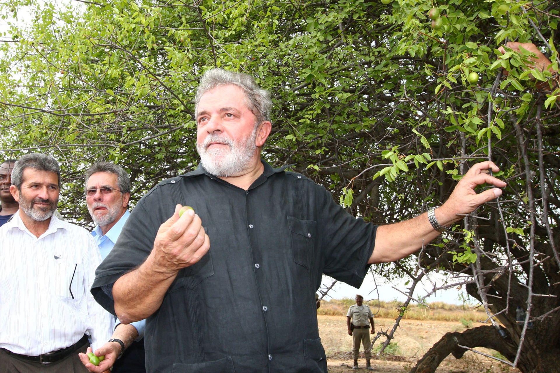 Governador Jaques Wagner presidente Lulae ministra Dilma na ina…