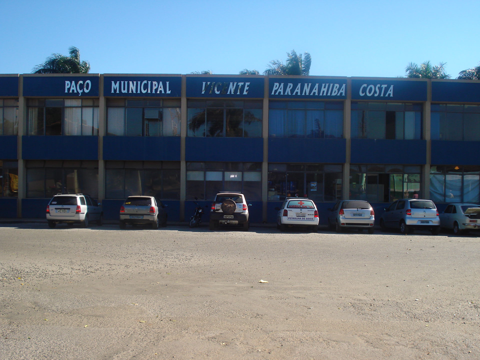 Photo of Paço Municipal of Petrolina de Goiás.
