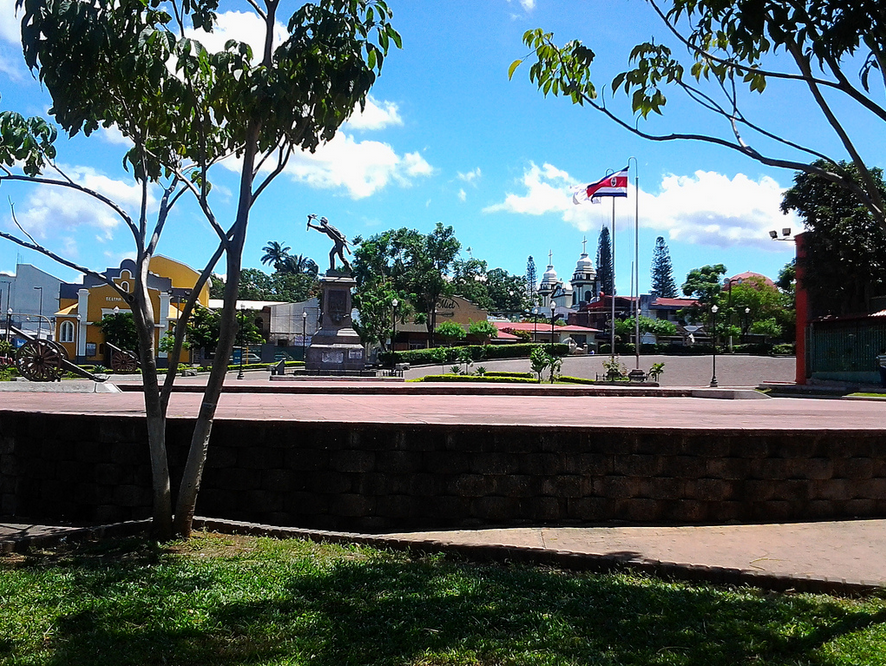 View of the Juan Santamaria Park in Alajuela.