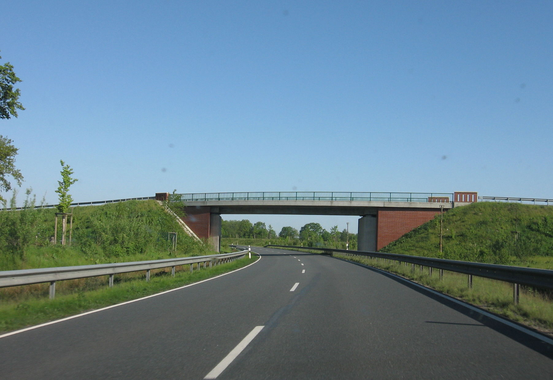 Bridge over B71 near Beverstedt